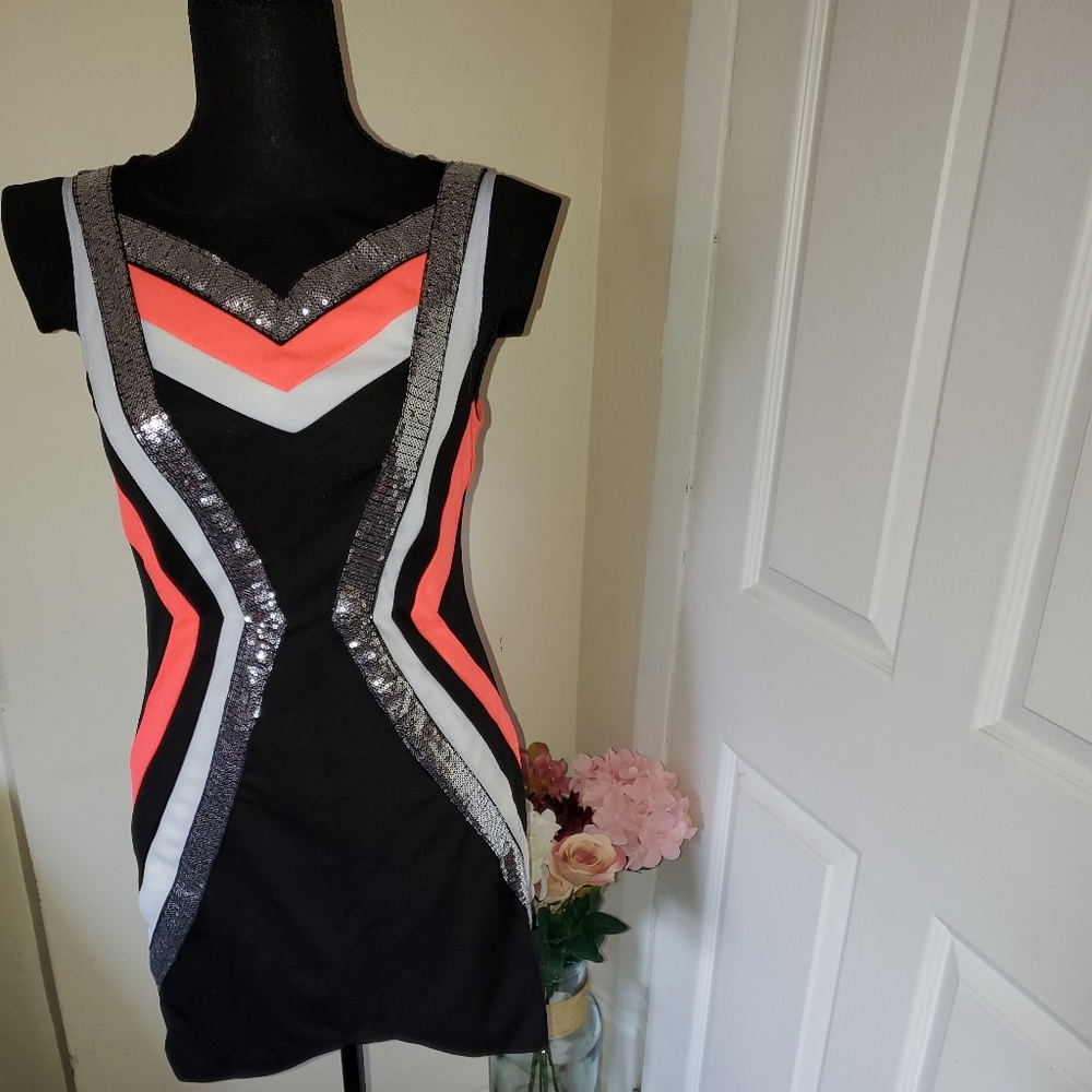 Sequin triangle black dress